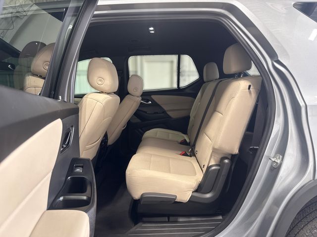 2023 Chevrolet TRAVERSE LS | Houston, TX | Texas Star Motors 2023 Chevrolet TRAVERSE LS | Houston, TX | Texas Star Motors