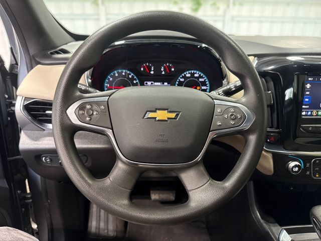 2023 Chevrolet TRAVERSE LS | Houston, TX | Texas Star Motors 2023 Chevrolet TRAVERSE LS | Houston, TX | Texas Star Motors