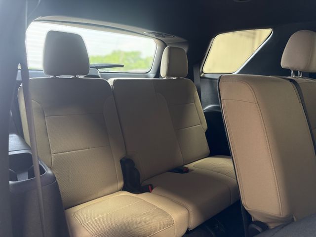 2023 Chevrolet TRAVERSE LS | Houston, TX | Texas Star Motors 2023 Chevrolet TRAVERSE LS | Houston, TX | Texas Star Motors