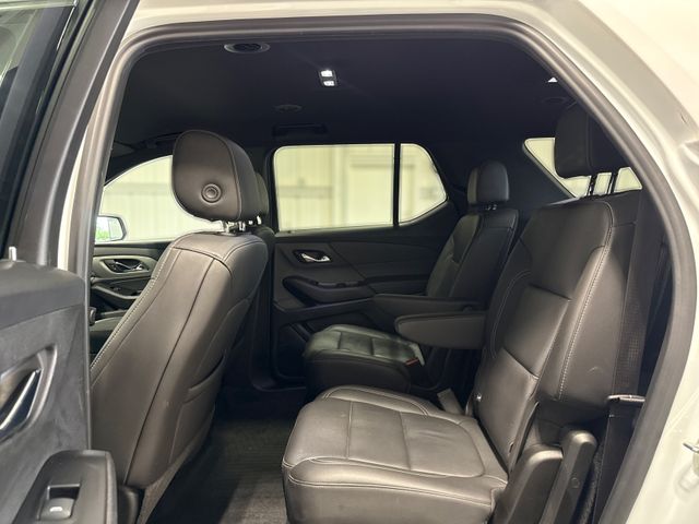 2023 Chevrolet TRAVERSE LT | Houston, TX | Texas Star Motors