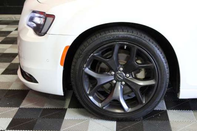 2023 Chrysler 300 S V6 - Ledet's Auto Sales Gonzales, Louisiana 70737 2023 Chrysler 300 S V6 - Ledet's Auto Sales Gonzales, Louisiana 70737