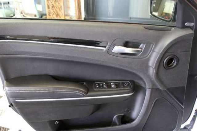 2023 Chrysler 300 S V6 - Ledet's Auto Sales Gonzales, Louisiana 70737 2023 Chrysler 300 S V6 - Ledet's Auto Sales Gonzales, Louisiana 70737