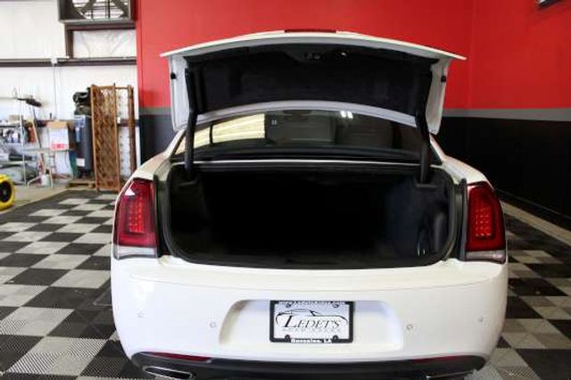 2023 Chrysler 300 S V6 - Ledet's Auto Sales Gonzales, Louisiana 70737 2023 Chrysler 300 S V6 - Ledet's Auto Sales Gonzales, Louisiana 70737