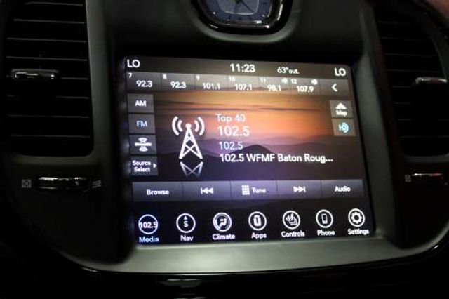 2023 Chrysler 300 S V6 - Ledet's Auto Sales Gonzales, Louisiana 70737 2023 Chrysler 300 S V6 - Ledet's Auto Sales Gonzales, Louisiana 70737