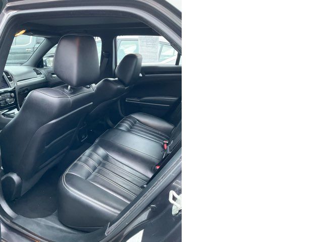 2023 Chrysler 300 S V6 2023 Chrysler 300 S V6