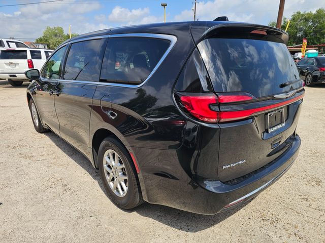 2023 Chrysler Pacifica Touring L | Brownsville TX | English Motors