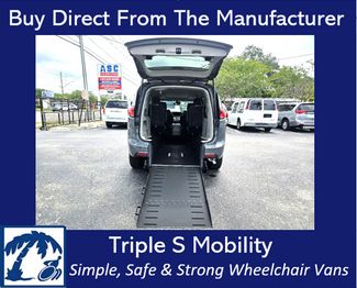 2023 Chrysler Pacifica Limited Wheelchair Van Handicap Ramp Van  | Pinellas Park, Florida | Triple S Mobility, Inc