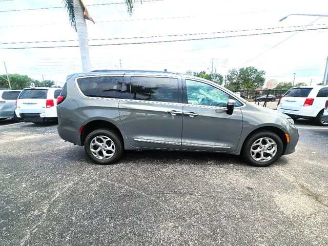 2023 Chrysler Pacifica Limited Wheelchair Van Handicap Ramp Van