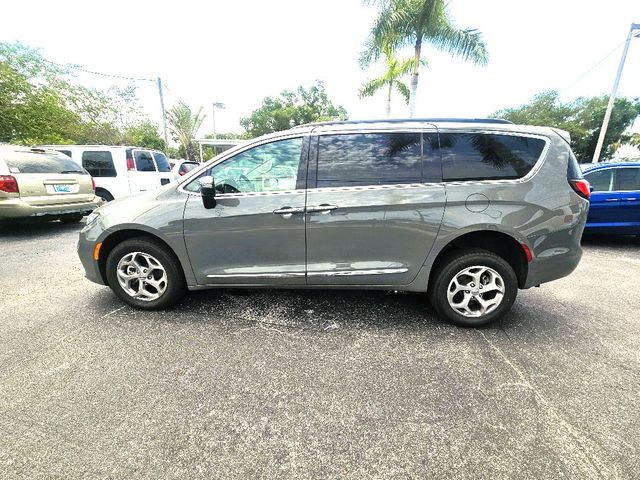 2023 Chrysler Pacifica Limited Wheelchair Van Handicap Ramp Van