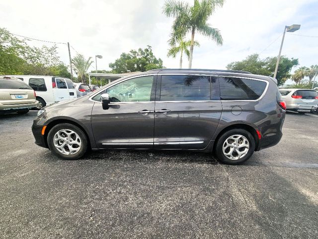 2023 Chrysler Pacifica Limited Wheelchair Van Handicap Ramp Van