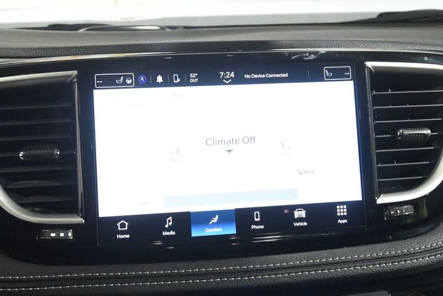 2023 Chrysler Pacifica Plug-In Hybrid Touring L | Branford, CT | Sound Auto Wholesalers 2023 Chrysler Pacifica Plug-In Hybrid Touring L | Branford, CT | Sound Auto Wholesalers