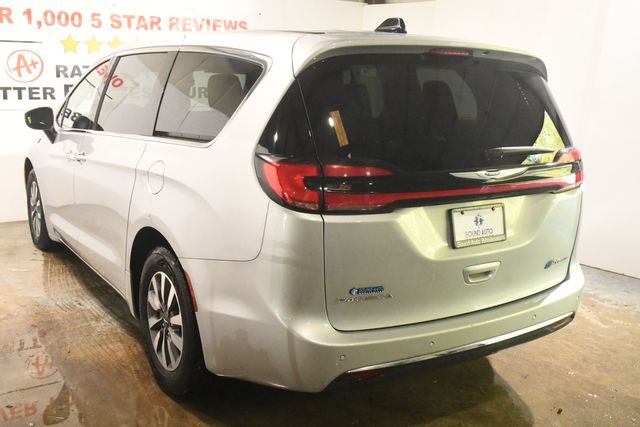 2023 Chrysler Pacifica Plug-In Hybrid Touring L | Branford, CT | Sound Auto Wholesalers