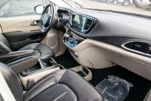 2023 Chrysler Pacifica Plug-In Hybrid Touring L | Great Falls, Montana | Bleskin Motor Company 2023 Chrysler Pacifica Plug-In Hybrid Touring L | Great Falls, Montana | Bleskin Motor Company