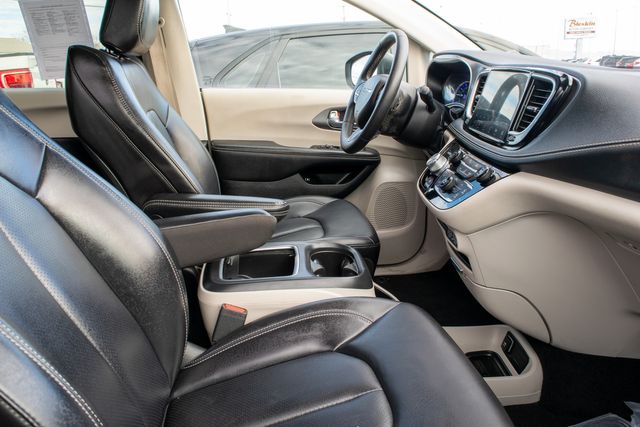 2023 Chrysler Pacifica Plug-In Hybrid Touring L | Great Falls, Montana | Bleskin Motor Company 2023 Chrysler Pacifica Plug-In Hybrid Touring L | Great Falls, Montana | Bleskin Motor Company