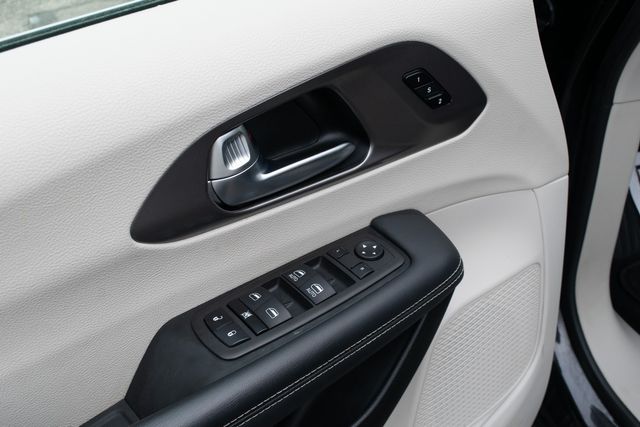 2023 Chrysler Pacifica Plug-In Hybrid Touring L | Great Falls, Montana | Bleskin Motor Company 2023 Chrysler Pacifica Plug-In Hybrid Touring L | Great Falls, Montana | Bleskin Motor Company