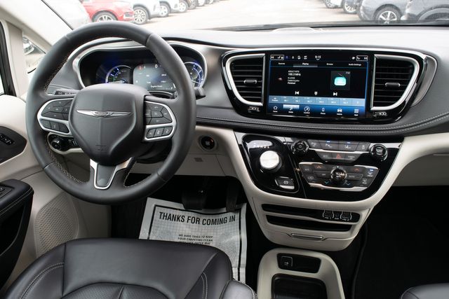 2023 Chrysler Pacifica Plug-In Hybrid Touring L | Great Falls, Montana | Bleskin Motor Company 2023 Chrysler Pacifica Plug-In Hybrid Touring L | Great Falls, Montana | Bleskin Motor Company