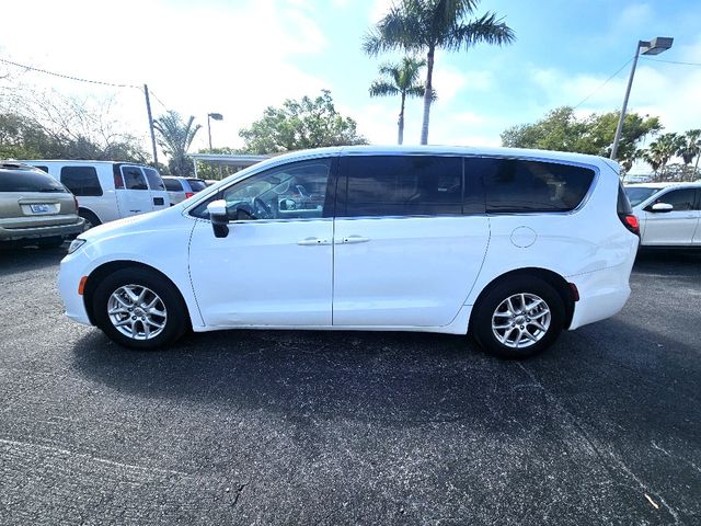2023 Chrysler Pacifica Touring L Wheelchair Van Handicap Ramp Van