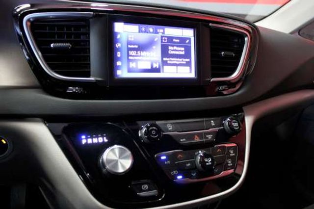 2023 Chrysler Voyager LX - Ledet's Auto Sales Gonzales, Louisiana 70737 2023 Chrysler Voyager LX - Ledet's Auto Sales Gonzales, Louisiana 70737