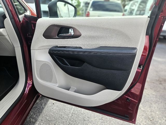 2023 Chrysler Voyager LX Wheelchair Van Handicap Ramp Van