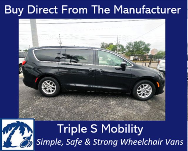 2023 Chrysler Voyager Lx Wheelchair Van Handicap Ramp Van  | Pinellas Park, Florida | Triple S Mobility, Inc