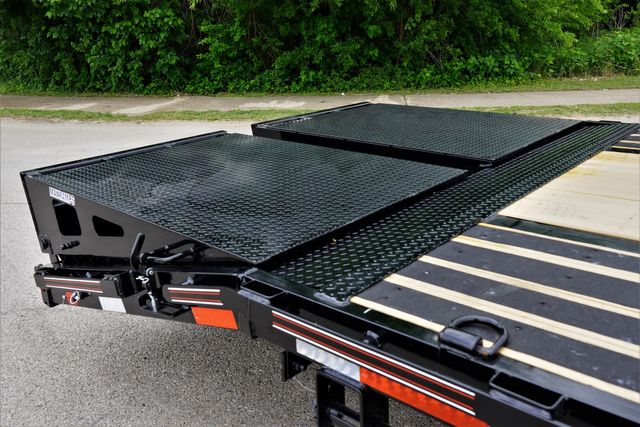 2023 Diamond C SALE 35' FMAX 212 GOOSENECK PACESETTER EDITION TRAILER W/ MAX RAMPS - $29,282 | Henderson , CO | Complete Trailers of Colorado 2023 Diamond C SALE 35' FMAX 212 GOOSENECK PACESETTER EDITION TRAILER W/ MAX RAMPS - $29,282 | Henderson , CO | Complete Trailers of Colorado