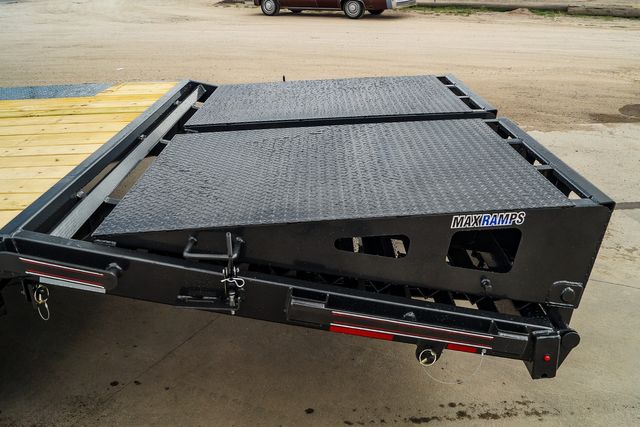 2024 Diamond C 20' DEC 207 DECKOVER EQUIPMENT TRAILER W/ MAX RAMPS - $11,608 | Henderson , CO | Complete Trailers of Colorado 2024 Diamond C 20' DEC 207 DECKOVER EQUIPMENT TRAILER W/ MAX RAMPS - $11,608 | Henderson , CO | Complete Trailers of Colorado