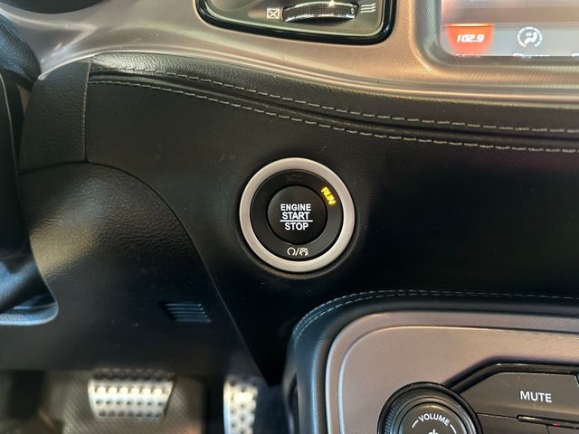 2023 Dodge Challenger R/T Blacktop TECH Package Power Sunroof | Irving, Texas | Hopper Motorplex 2023 Dodge Challenger R/T Blacktop TECH Package Power Sunroof | Irving, Texas | Hopper Motorplex