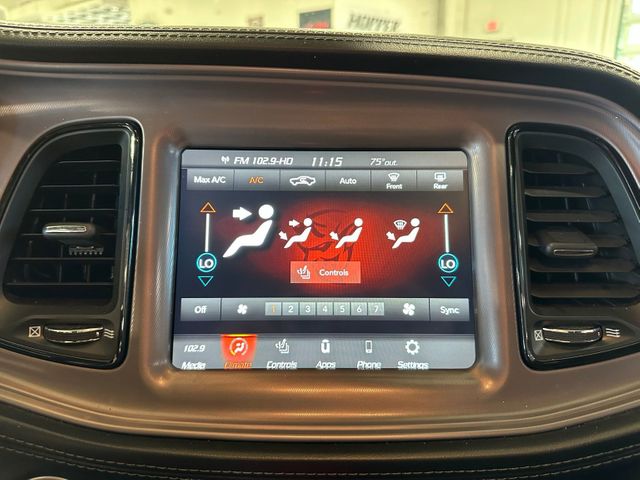 2023 Dodge Challenger R/T Blacktop TECH Package Power Sunroof | Irving, Texas | Hopper Motorplex 2023 Dodge Challenger R/T Blacktop TECH Package Power Sunroof | Irving, Texas | Hopper Motorplex