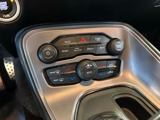 2023 Dodge Challenger R/T Blacktop TECH Package Power Sunroof | Irving, Texas | Hopper Motorplex 2023 Dodge Challenger R/T Blacktop TECH Package Power Sunroof | Irving, Texas | Hopper Motorplex