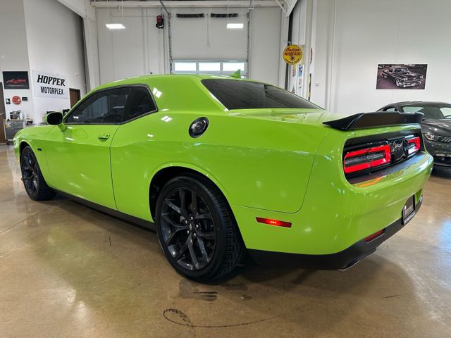 2023 Dodge Challenger R/T Blacktop TECH Package Power Sunroof | Irving, Texas | Hopper Motorplex 2023 Dodge Challenger R/T Blacktop TECH Package Power Sunroof | Irving, Texas | Hopper Motorplex