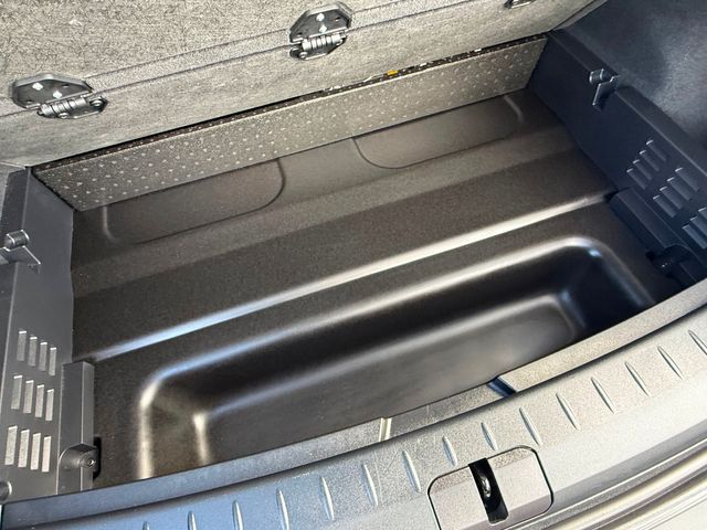 2023 Fisker Ocean FISKER ONE SUPER CLEAN 2.2.3 SOLAR SKY LOADED | Plant City, FL | psv5 DEMO - Bayshore Automotive 2023 Fisker Ocean FISKER ONE SUPER CLEAN 2.2.3 SOLAR SKY LOADED | Plant City, FL | psv5 DEMO - Bayshore Automotive