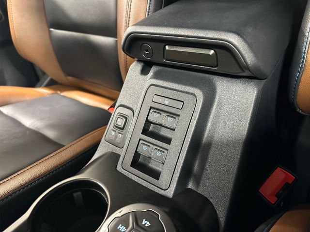 2023 Ford Bronco Outer Banks Sasquatch Package Navi 360 Camera H... | Irving, Texas | Hopper Motorplex 2023 Ford Bronco Outer Banks Sasquatch Package Navi 360 Camera H... | Irving, Texas | Hopper Motorplex