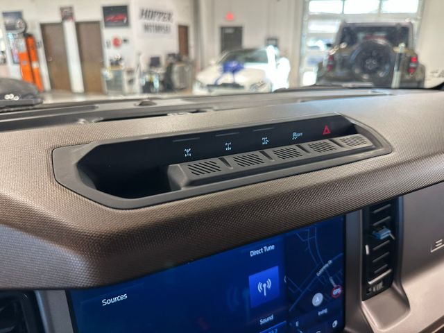 2023 Ford Bronco Outer Banks Sasquatch Package Navi 360 Camera H... | Irving, Texas | Hopper Motorplex 2023 Ford Bronco Outer Banks Sasquatch Package Navi 360 Camera H... | Irving, Texas | Hopper Motorplex