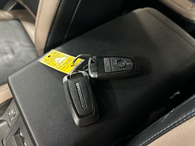 2023 Ford Bronco Wildtrak | Irving, Texas | Hopper Motorplex 2023 Ford Bronco Wildtrak | Irving, Texas | Hopper Motorplex