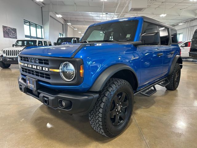 2023 Ford Bronco Black Diamond 