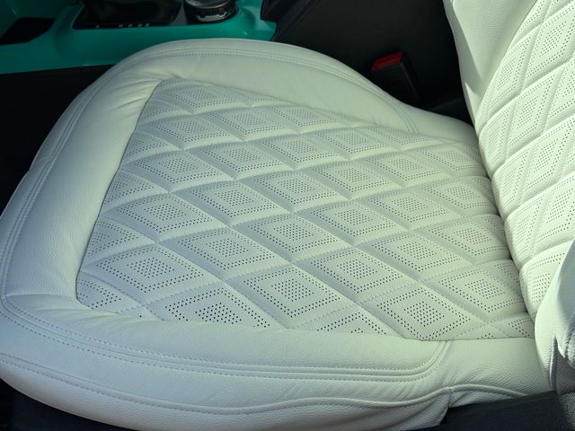 2023 Ford Bronco BAYSHORE SEAFOAM RETRO 2-TONE LEAATHER LIFTED | Plant City, FL | psv5 DEMO - Bayshore Automotive 2023 Ford Bronco BAYSHORE SEAFOAM RETRO 2-TONE LEAATHER LIFTED | Plant City, FL | psv5 DEMO - Bayshore Automotive