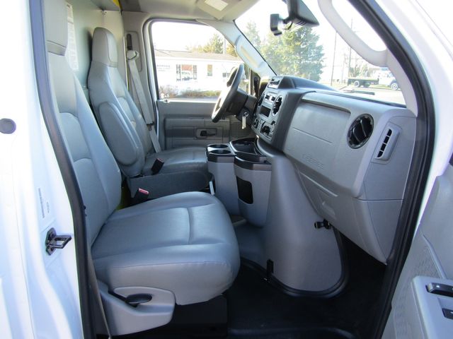 2023 Ford E350 16' Box Truck with Loading Ramp 2023 Ford E350 16' Box Truck with Loading Ramp