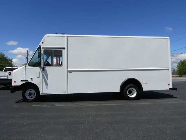 2023 Ford E450 16' Stepvan with Cargo Shelving 2023 Ford E450 16' Stepvan with Cargo Shelving