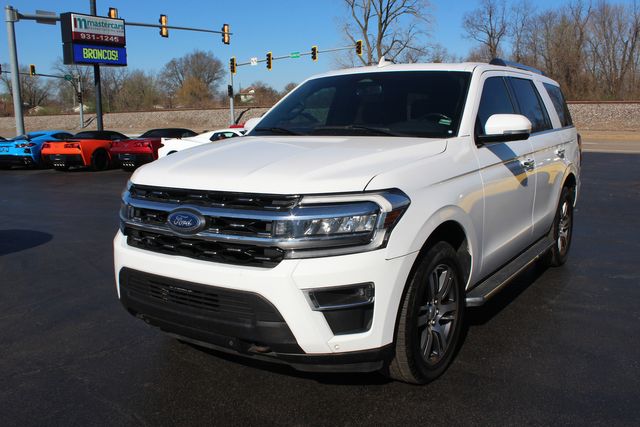 2023 Ford Expedition Limited AWD | Granite City, Illinois | MasterCars Company Inc. 2023 Ford Expedition Limited AWD | Granite City, Illinois | MasterCars Company Inc.