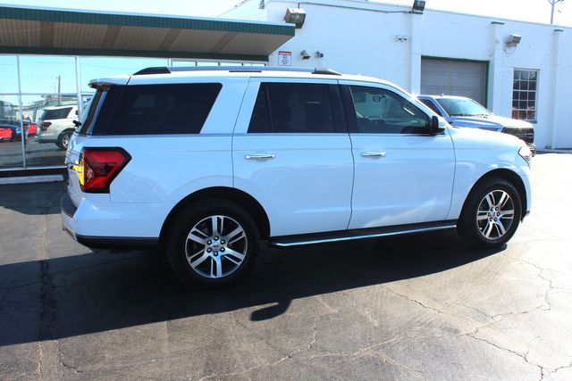 2023 Ford Expedition Limited AWD | Granite City, Illinois | MasterCars Company Inc. 2023 Ford Expedition Limited AWD | Granite City, Illinois | MasterCars Company Inc.