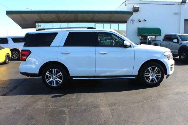 2023 Ford Expedition Limited AWD | Granite City, Illinois | MasterCars Company Inc. 2023 Ford Expedition Limited AWD | Granite City, Illinois | MasterCars Company Inc.