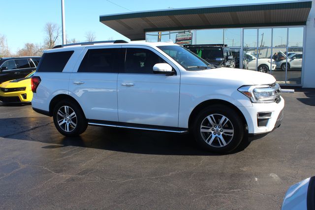 2023 Ford Expedition Limited AWD | Granite City, Illinois | MasterCars Company Inc. 2023 Ford Expedition Limited AWD | Granite City, Illinois | MasterCars Company Inc.