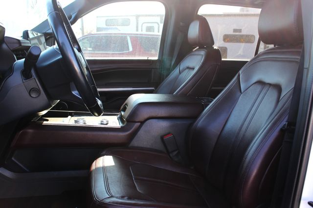 2023 Ford Expedition Limited AWD | Granite City, Illinois | MasterCars Company Inc.