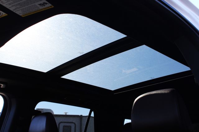 2023 Ford Expedition Limited AWD | Granite City, Illinois | MasterCars Company Inc. 2023 Ford Expedition Limited AWD | Granite City, Illinois | MasterCars Company Inc.