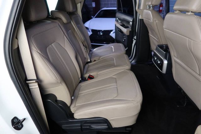 2023 Ford Expedition MAX Limited 4x2 4dr SUV