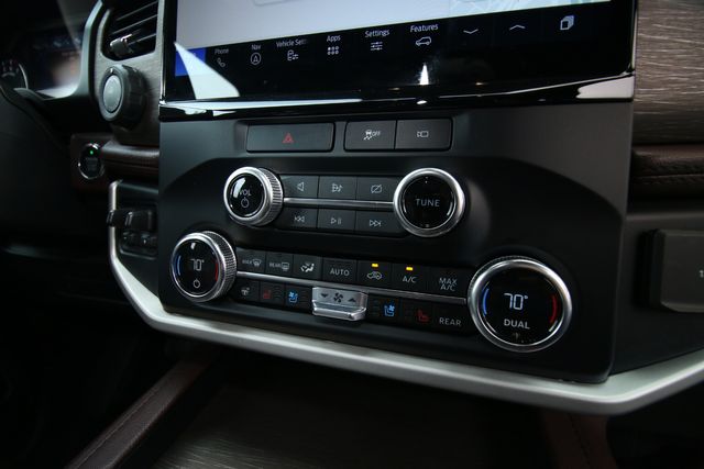 2023 Ford Expedition MAX Limited | San Antonio, TX | R&L Certified Auto Group 2023 Ford Expedition MAX Limited | San Antonio, TX | R&L Certified Auto Group