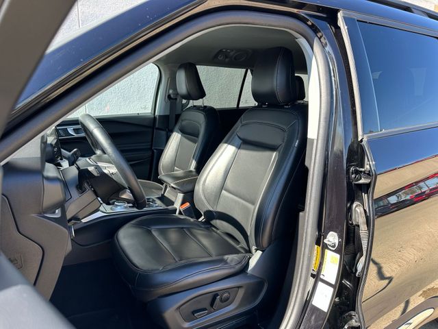 2023 Ford Explorer XLT | Irving, Texas | Hopper Motorplex