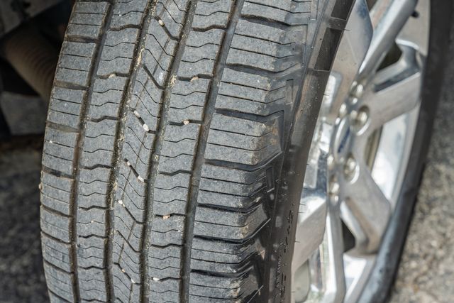 2023 Ford F-150 Lariat FX4 / LOADED / ADAPTIVE CRUISE / BIG SCREEN | Austin, TX | Rocky Mountain Truck Stop Austin 2023 Ford F-150 Lariat FX4 / LOADED / ADAPTIVE CRUISE / BIG SCREEN | Austin, TX | Rocky Mountain Truck Stop Austin