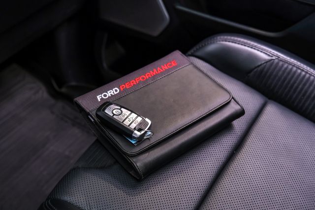 2023 Ford F-150 Raptor 4X4 ROOF,NAV,360 CAM,HTD/COOL LTH,26K | Carrollton, TX | Texas Vehicle Exchange