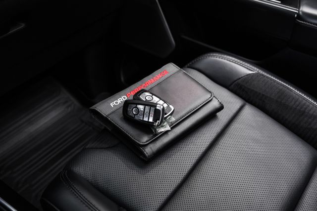 2023 Ford F-150 Raptor 4X4 ROOF,NAV,360 CAM,HTD/COOL LTH,48K | Carrollton, TX | Texas Vehicle Exchange 2023 Ford F-150 Raptor 4X4 ROOF,NAV,360 CAM,HTD/COOL LTH,48K | Carrollton, TX | Texas Vehicle Exchange